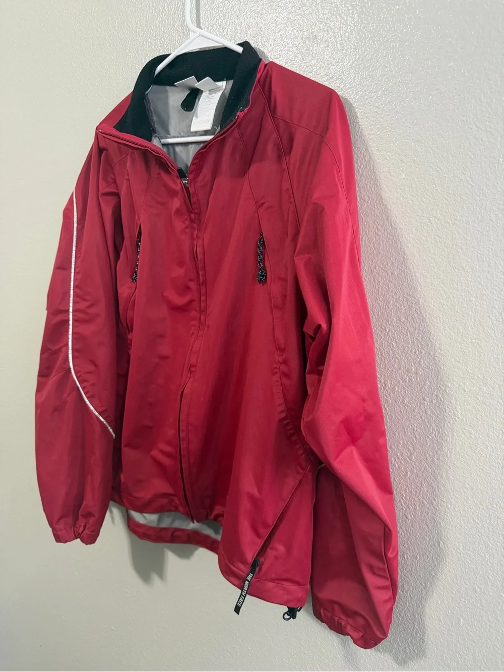 The North Face Men's Red Full-Zip Windbreaker